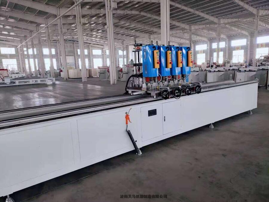 德州生產(chǎn)斷橋鋁門窗設(shè)備的廠家，天馬機(jī)器500重型數(shù)顯雙頭精密鋸