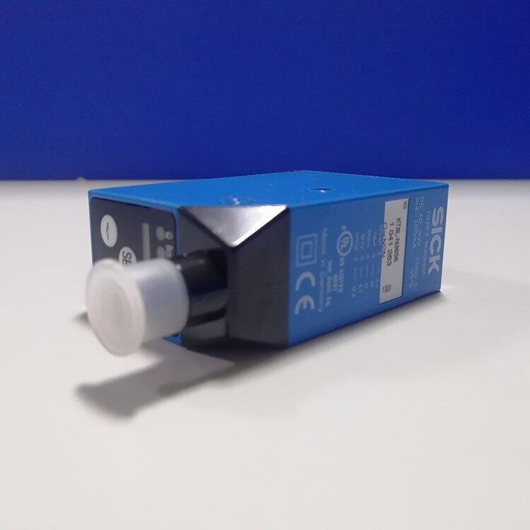 正品原裝全新德國SICK西克多任務(wù)漫反射光電傳感器WTT12L- B2562