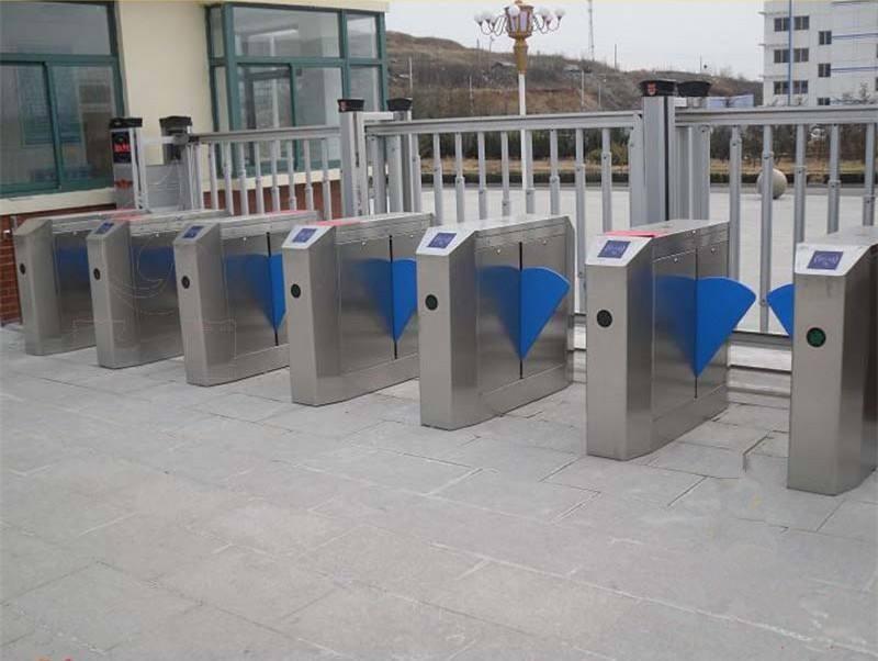 供應(yīng)陽東智能道閘系統(tǒng) 出入口智能閘機 人臉識別道閘廠家安裝