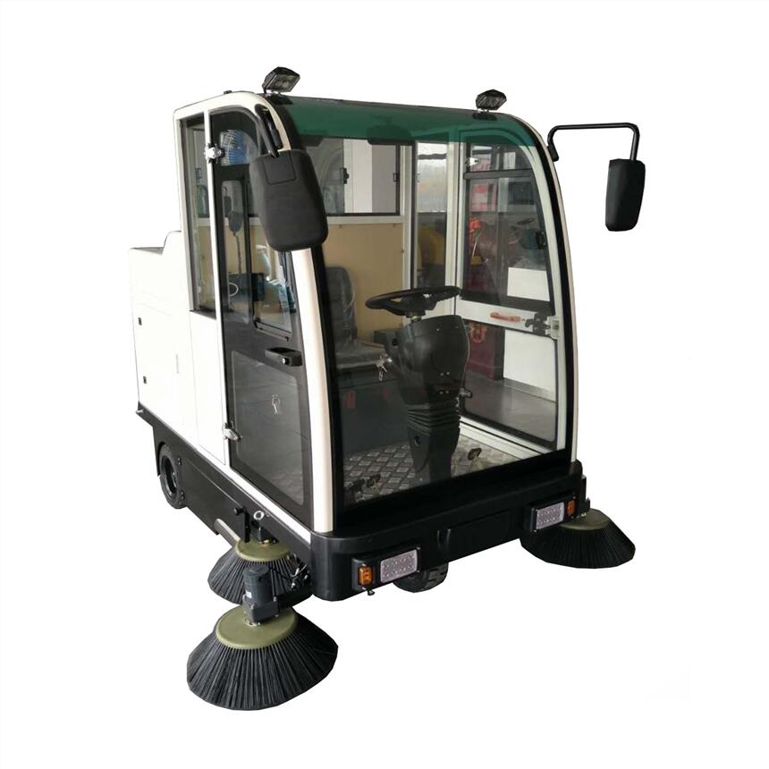 豪華版電動(dòng)駕駛式掃地車全封垃圾清掃車