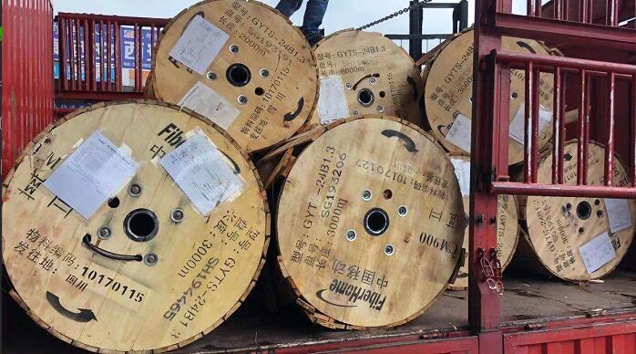 烽火48芯光纜高價上門回收安順長途通信室外架空管道直埋光纜