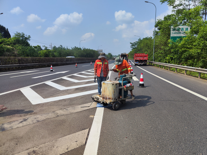 南京道路標線劃線多少錢一米 達尊交通