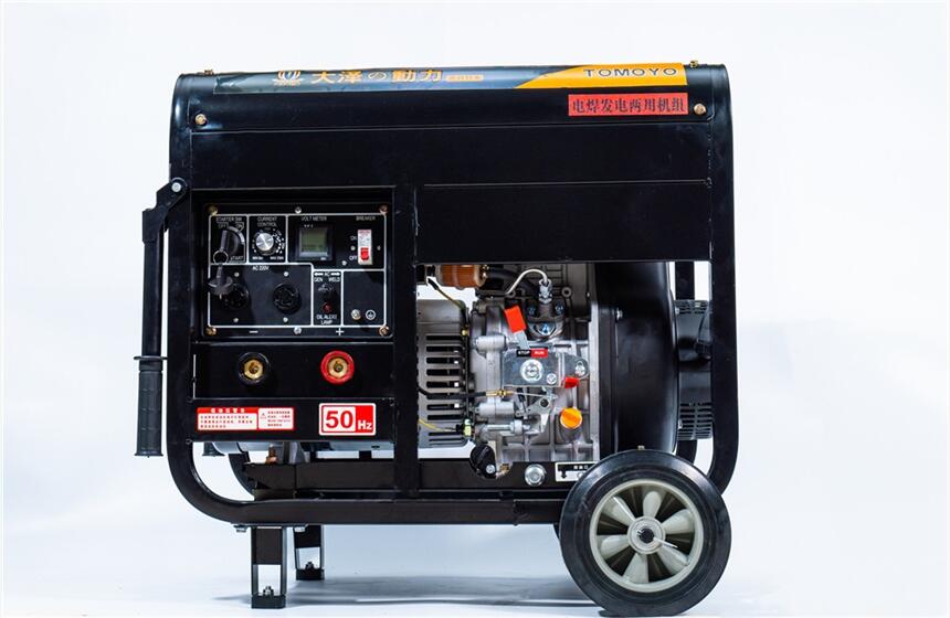 內(nèi)燃動(dòng)力柴油250A發(fā)電焊機(jī)