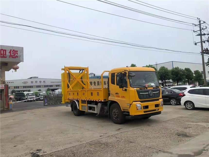 東風(fēng)天錦100K防撞緩沖車上戶無優(yōu)
 -防撞緩沖車參數(shù)
 -價(jià)格 圖片 廠家