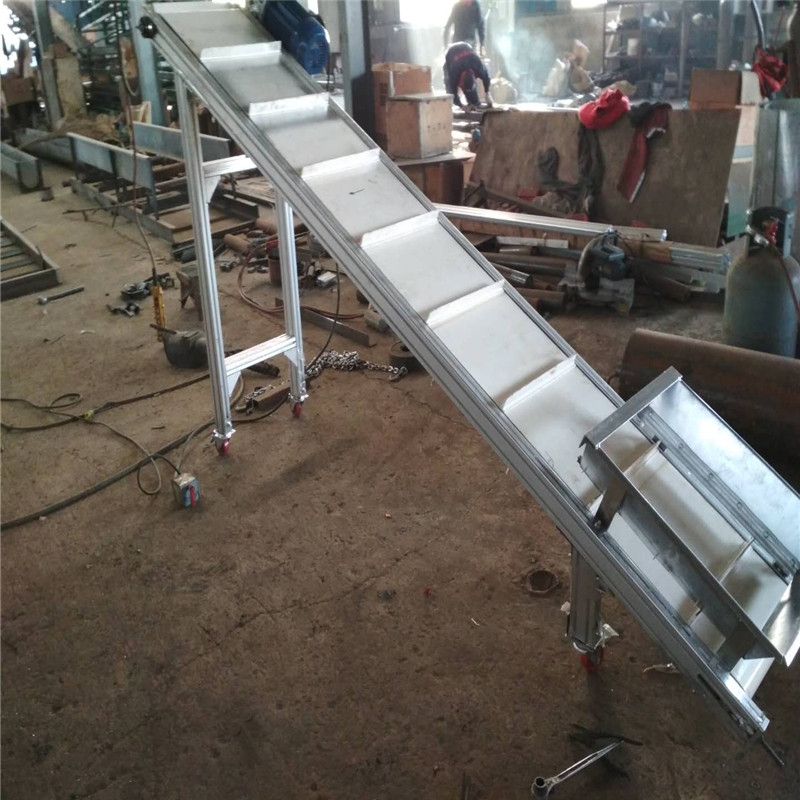 斜坡運(yùn)輸機(jī)帶防塵罩 車間用輸送機(jī)
