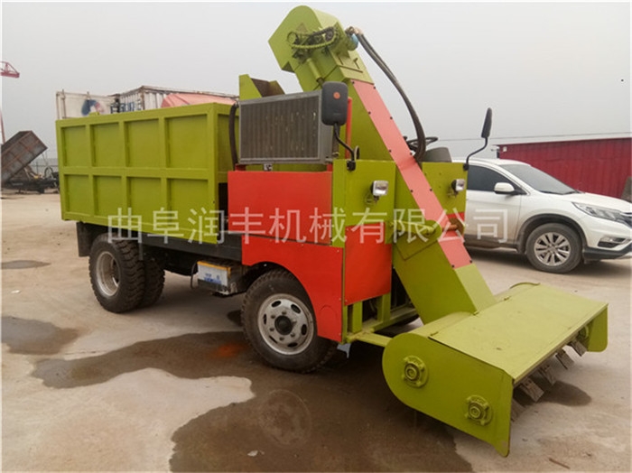 牛羊場(chǎng)清糞車(chē)柴油式清糞車(chē)工作視頻