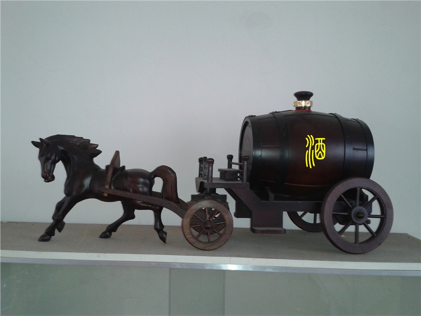湖北馬拉車(chē)系列-高檔酒水包裝造型