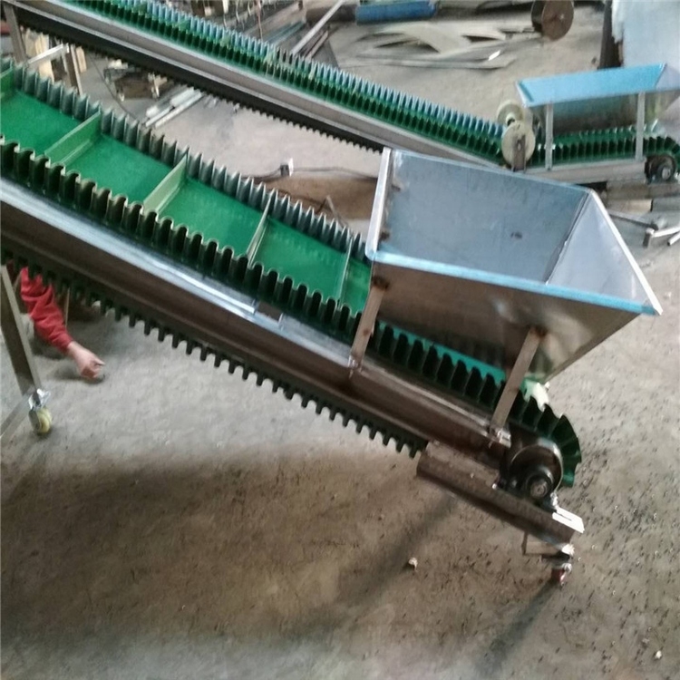 鋁材爬坡輸送機(jī)電動(dòng)升降 流水線定制