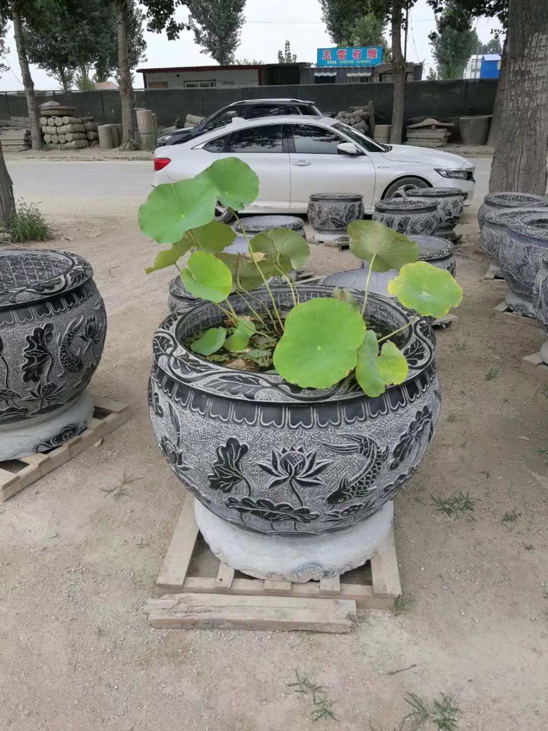 供應(yīng)青石花盆、青石花缽