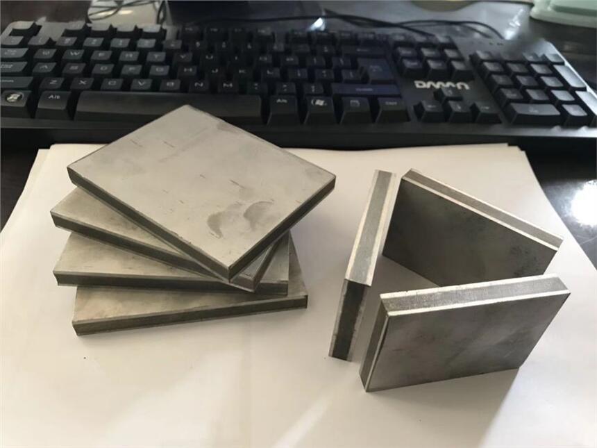 山東金萬福鋼材銷售耐磨復(fù)合板和鈦鋼復(fù)合板產(chǎn)品