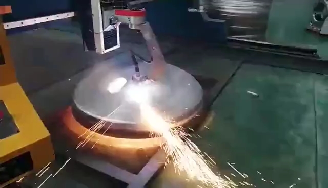 數(shù)控封頭切割機(jī)  等離子封頭切割機(jī)圖片