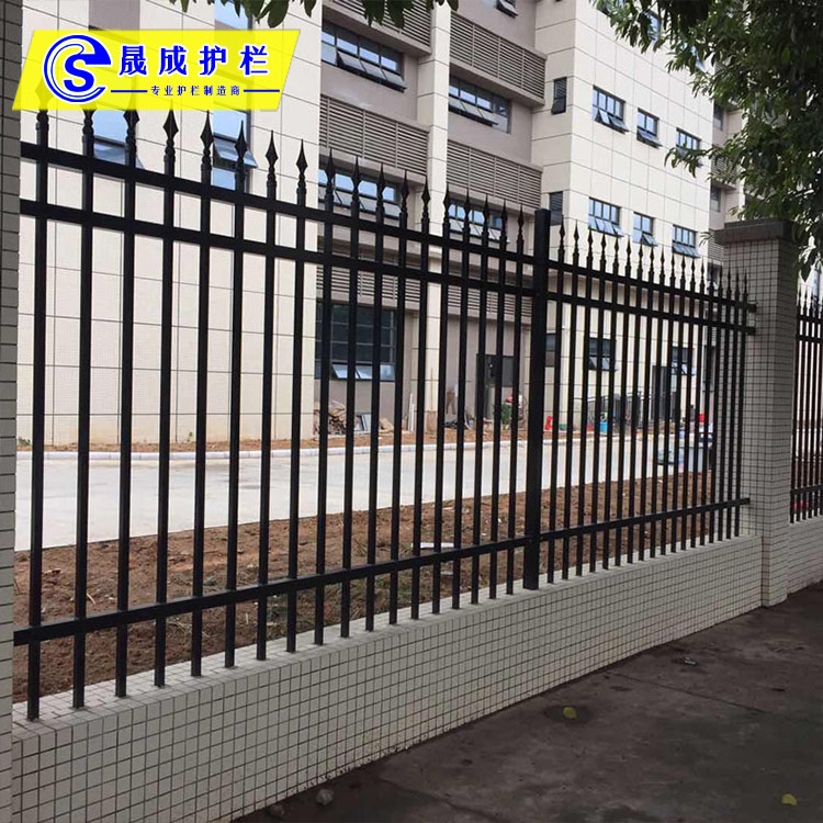 社區(qū)尖頭柵欄安裝 增城庭院欄桿價(jià)格 云浮果園圍欄