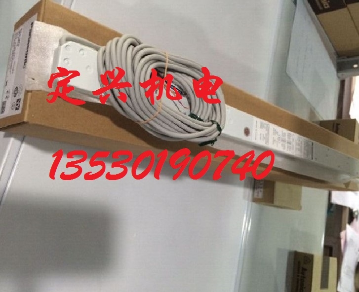 特價(jià)進(jìn)口溫度控制儀0-1000度R35TC0UA2100用C35TC0UA2100