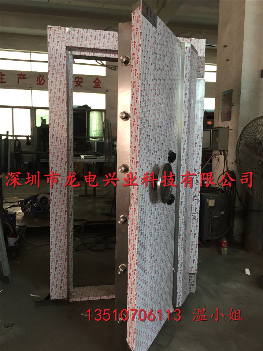 不銹鋼豪華金庫(kù)門(mén)直銷(xiāo)