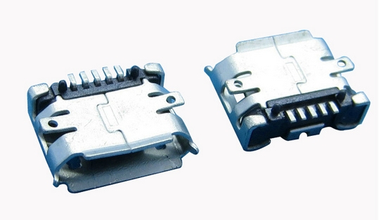 MICOR USB 5P有孔有柱四腳全貼