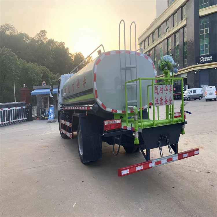 韶關市9方灑水車現(xiàn)車供應