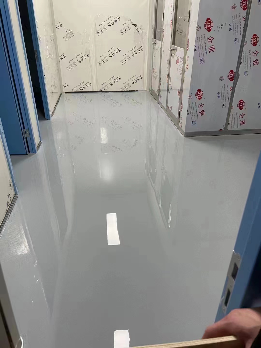 天津靜?？h環(huán)氧自流平地坪施工公司【多少錢一平】