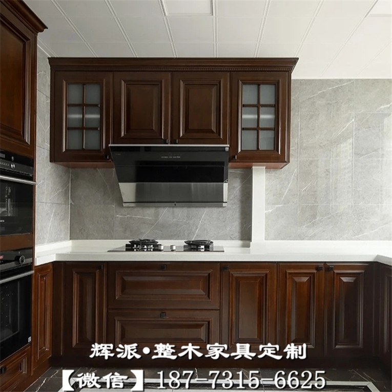 長沙市全屋原木定制廠、原木定做衣柜、櫥柜門折扣上樣