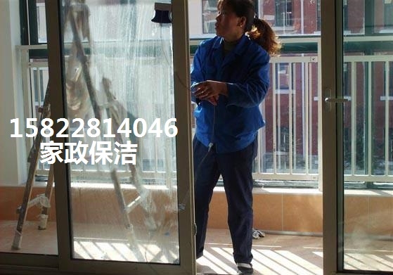 河北區(qū)王串場(chǎng)擦玻璃 ****清洗油煙機(jī) 家庭保潔