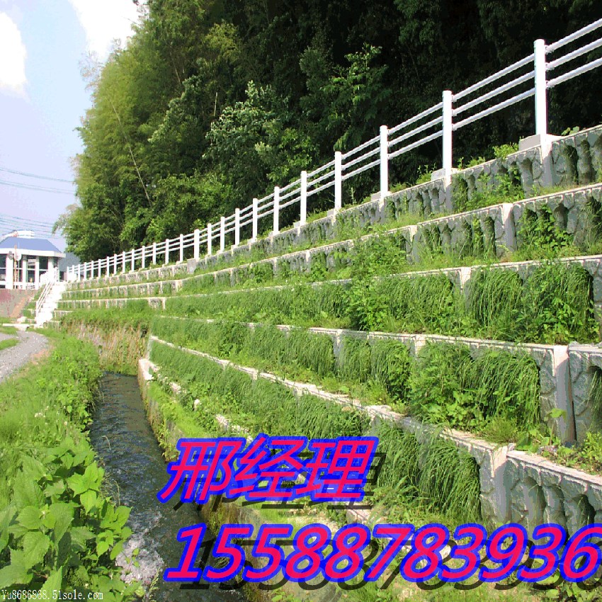 同華建材預制生態(tài)階梯格護坡現(xiàn)貨供應