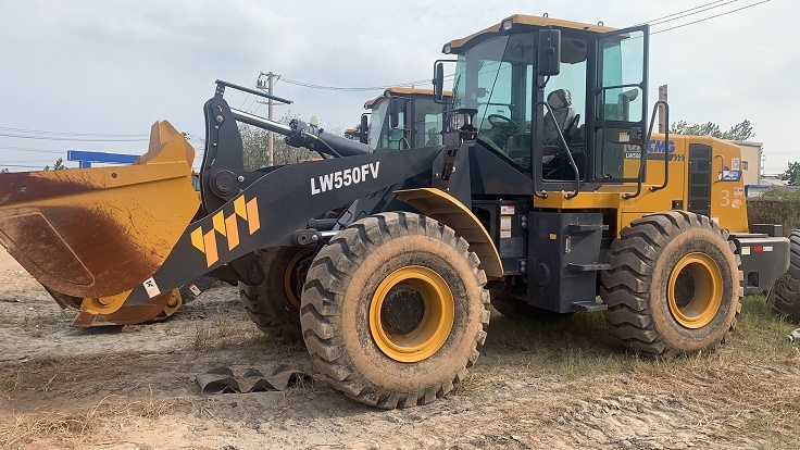 徐工LW550鏟車(chē)臨工956鏟車(chē)柳工856裝載機(jī)包郵到家