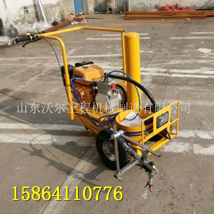 冷噴劃線機(jī)    操場(chǎng)車庫(kù)交通標(biāo)線馬路涂線設(shè)備