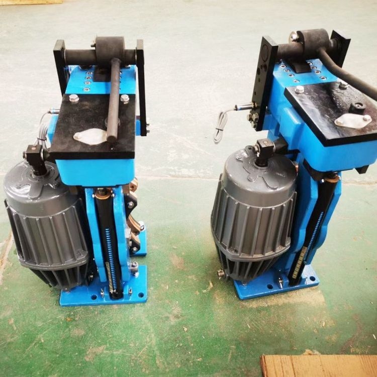 蕪湖港機(jī)起升制動器YQPB500-550*30-L焦作臂盤式制動器剎車片配件廠家