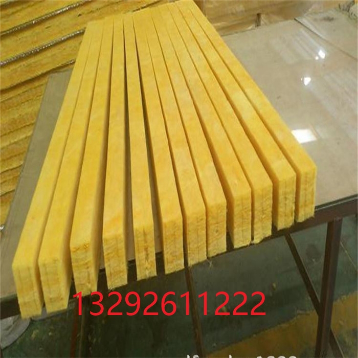 天津 供應(yīng)龍颯超細(xì)玻璃棉卷氈