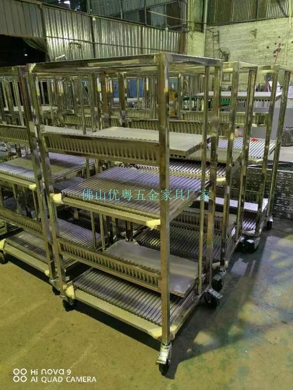 廣州橫梁貨架實(shí)驗(yàn)室橫梁式層板貨架廠家?guī)旆枯p型倉庫貨架定做