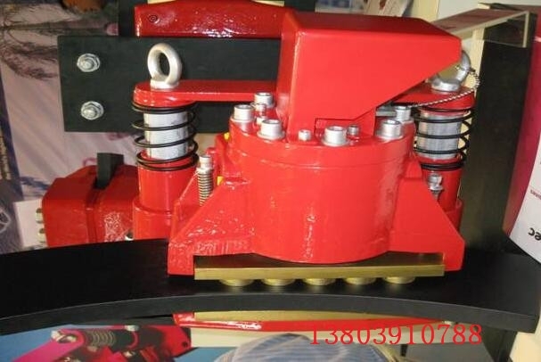 風(fēng)機(jī)偏航制動(dòng)器摩擦片DADH75-JF風(fēng)電制動(dòng)器制動(dòng)片摩擦片