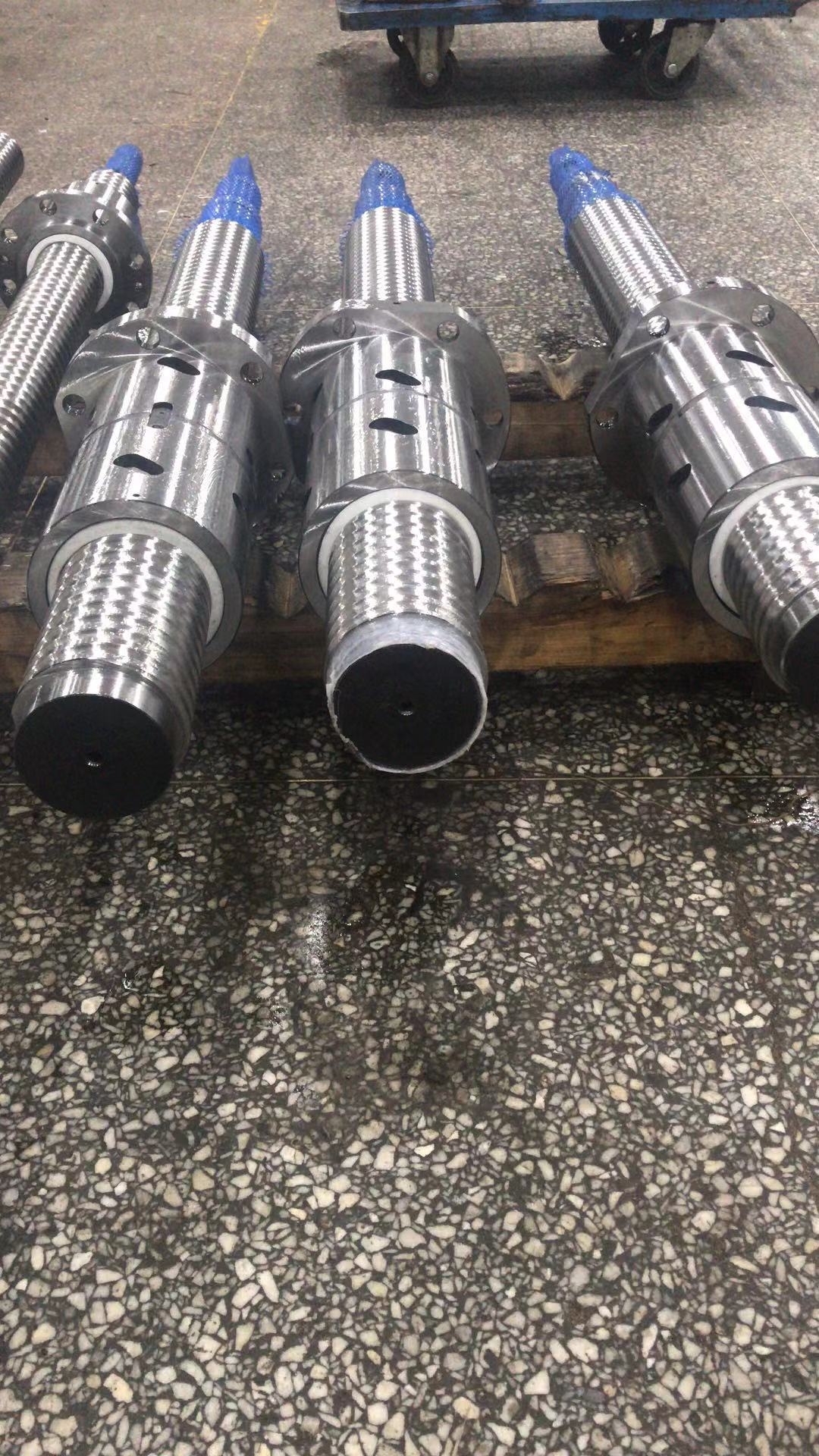 漢江100滾珠絲杠進(jìn)口廠家直銷可加工定制