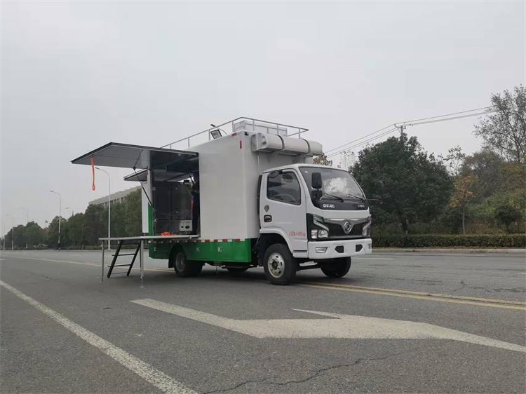流動餐車二手流動廚房車流動家政廚房車喜迎虎年流動餐車