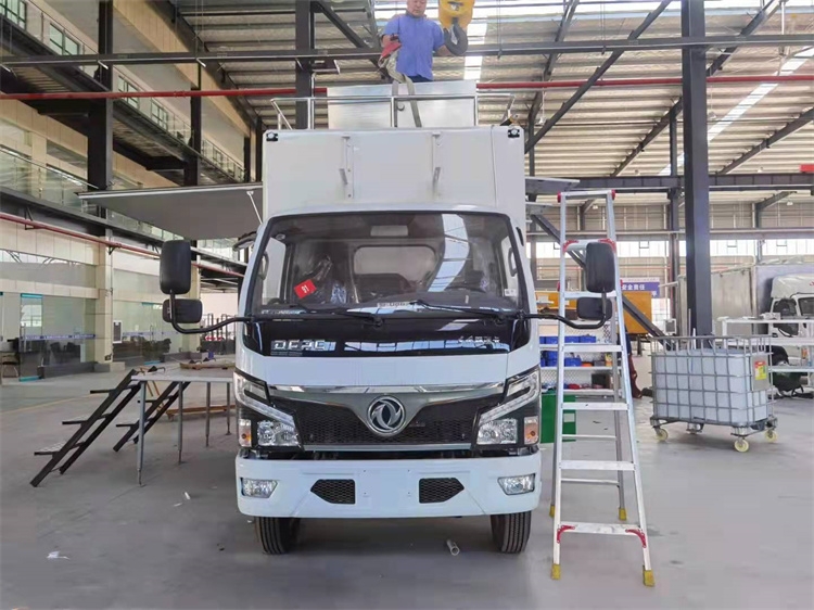 流動(dòng)餐車大荔流動(dòng)廚房車在線辦理流動(dòng)廚房車