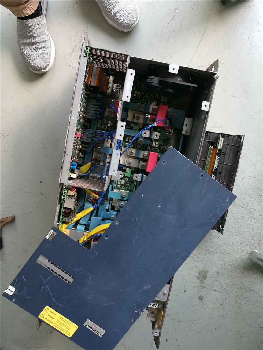 ?紙板橫切機(jī)用的 鮑米勒驅(qū)動器BM4445-SI0-01200-03 可測試維修