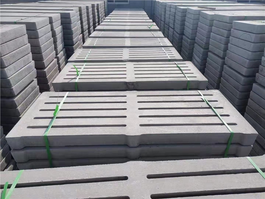 水泥漏糞板機(jī)制漏糞板豬牛羊用水泥漏糞地板保育育肥豬用水泥漏糞板
