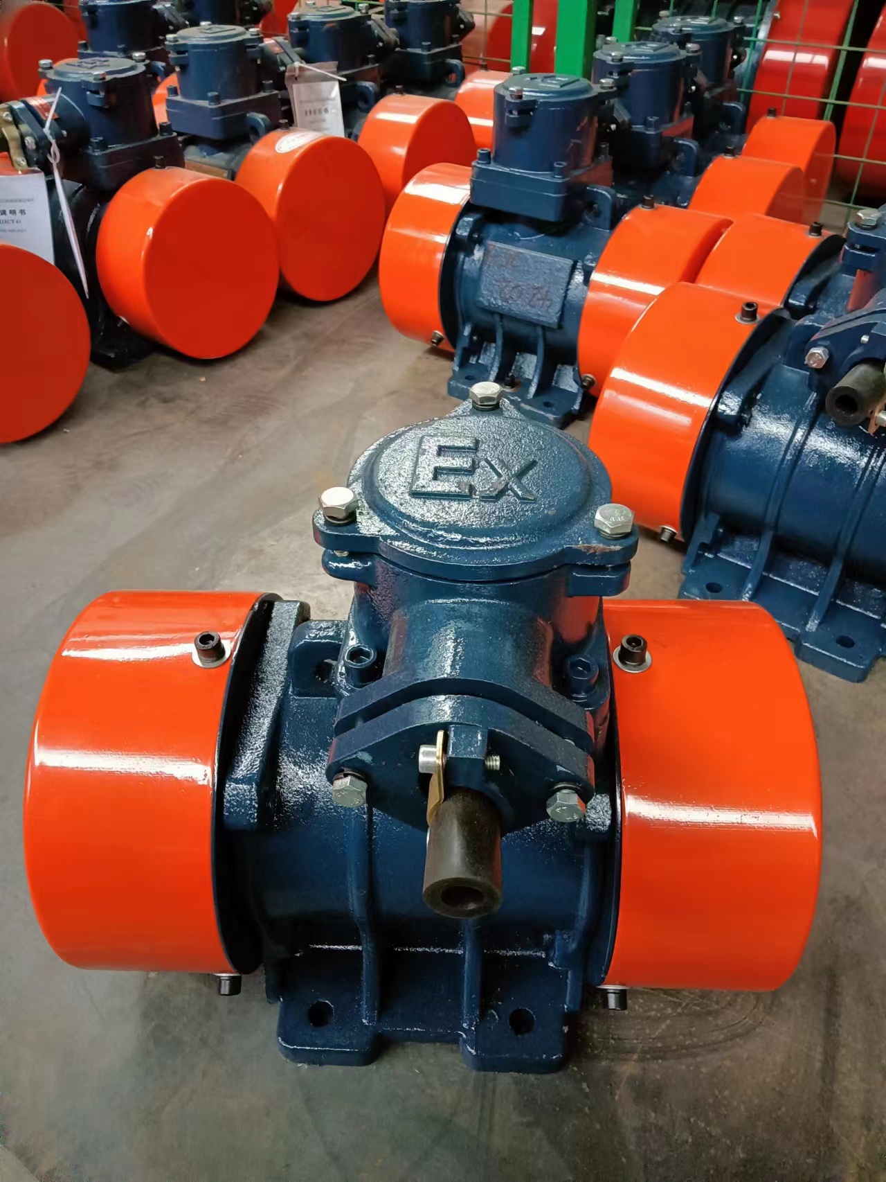 鎮(zhèn)江市YBZH140-20-2防爆振動電機(jī)1.5kw 粉塵防爆型振動電機(jī)批發(fā)零售