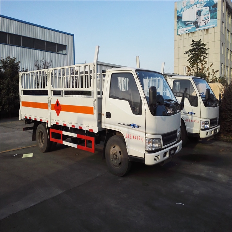 危險品運輸車 四川廣安東風危險品運輸車價格