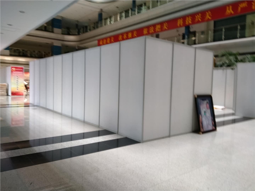 東莞八棱柱宣傳屏風(fēng)，標(biāo)準(zhǔn)展覽展板出租