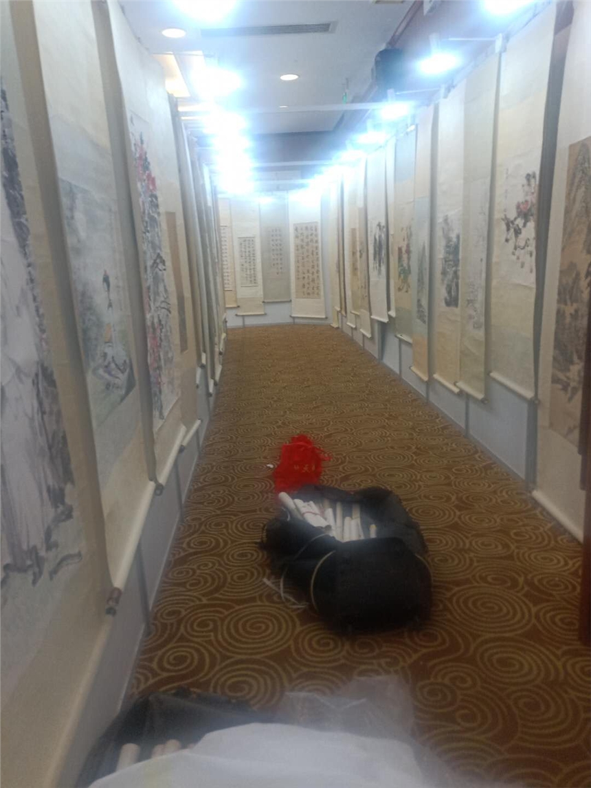 廣東深圳市圖書(shū)館展板出租興葉掛畫(huà)展板廣告創(chuàng)意