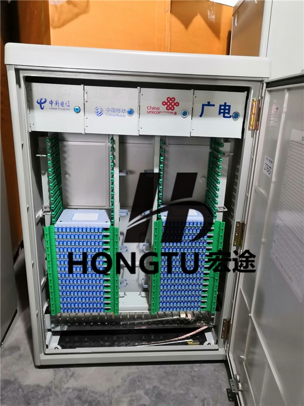 三網(wǎng)合一720芯交接箱圖文并茂-SMC720芯光交箱細(xì)節(jié)