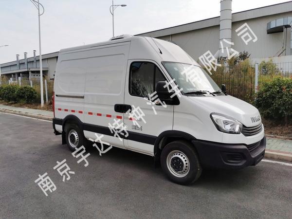 依維柯國(guó)六冷藏車(chē)
