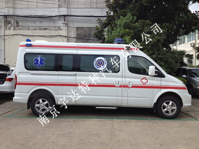 上汽大通救護(hù)車(chē) SH5042XJHH2DB救護(hù)車(chē)