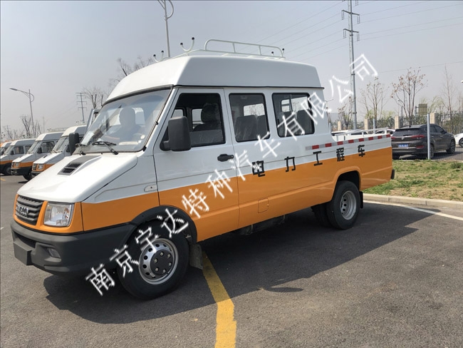 沙漠工程車(chē) 廂式工程車(chē) 廂式檢修車(chē)   應(yīng)急搶險(xiǎn)車(chē)