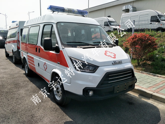 江鈴特順救護(hù)車(chē) 特順短軸救護(hù)車(chē) 救護(hù)車(chē)廠家
