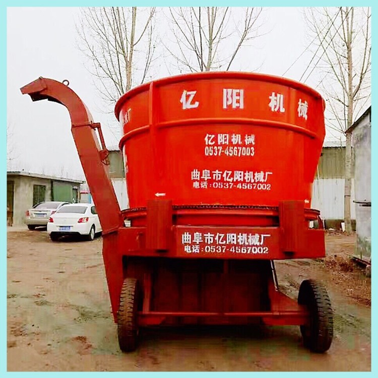 大型稻草全自動粉碎機(jī) 自動上料粉草機(jī)
