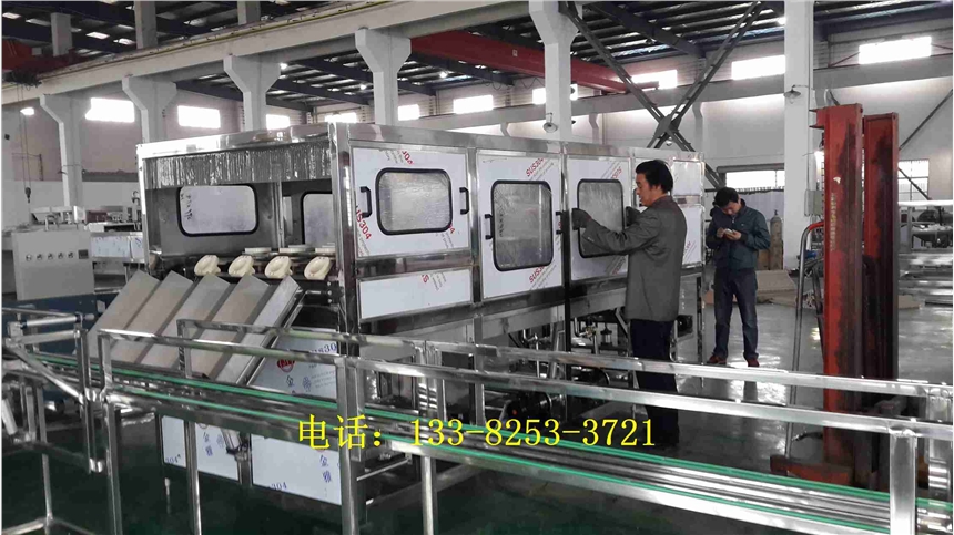 大桶礦泉水生產(chǎn)線