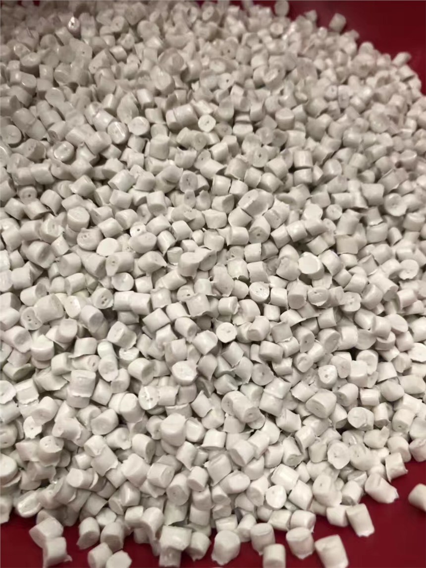 目前新料/再生料有哪些品種，還有進口塑膠粒清關(guān)的一些難點痛點。