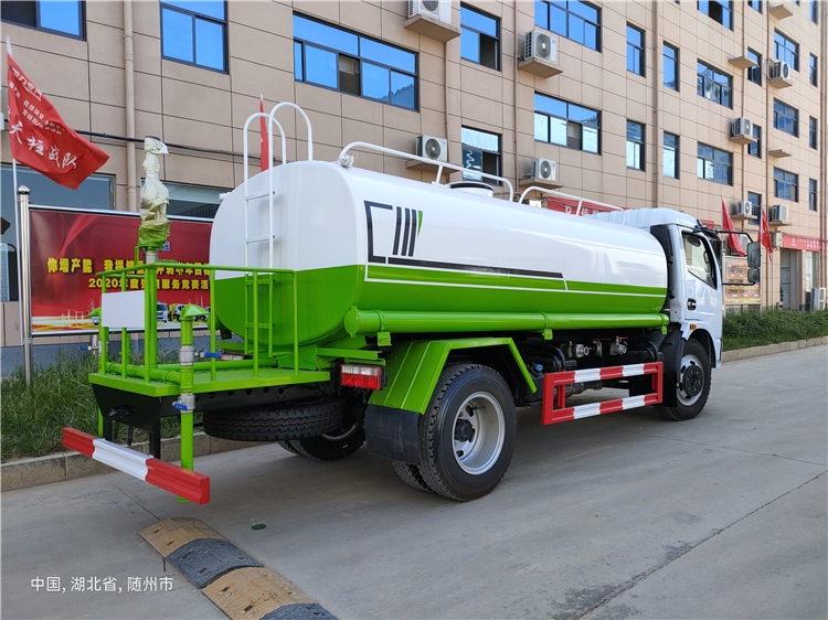 多利卡灑水車多少錢-灑水車銷售點新報價2022已更新(今日/資訊)