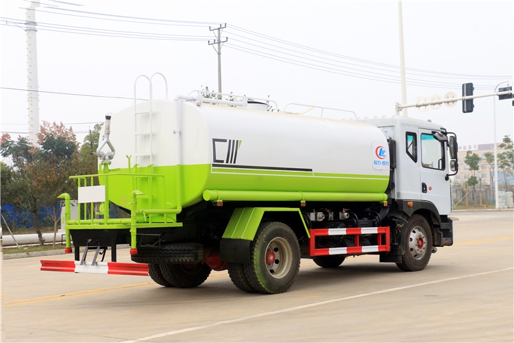18方灑水車價(jià)格-灑水車銷售點(diǎn)新報(bào)價(jià)2022已更新(今日/資訊)