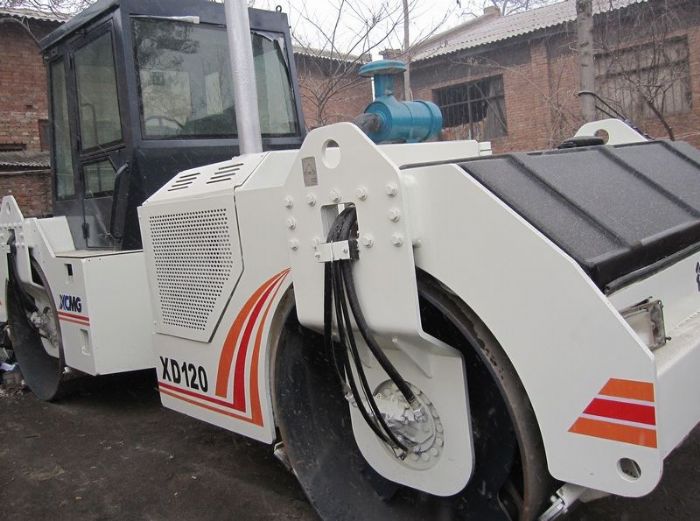 〖順德二手壓路機(jī)市場〗【與眾不同】〖棗莊二手壓路機(jī)價格〗
